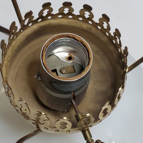 MILK GLASS LAMP by Currier and Ives, electrified and oil burning too, Farmhouse - Picture 5 of 15